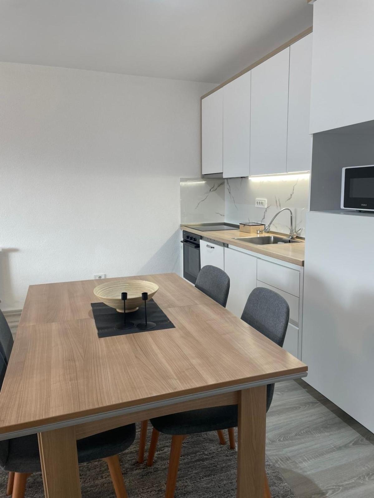 Apartment Prizreni-Free Private Parking Экстерьер фото