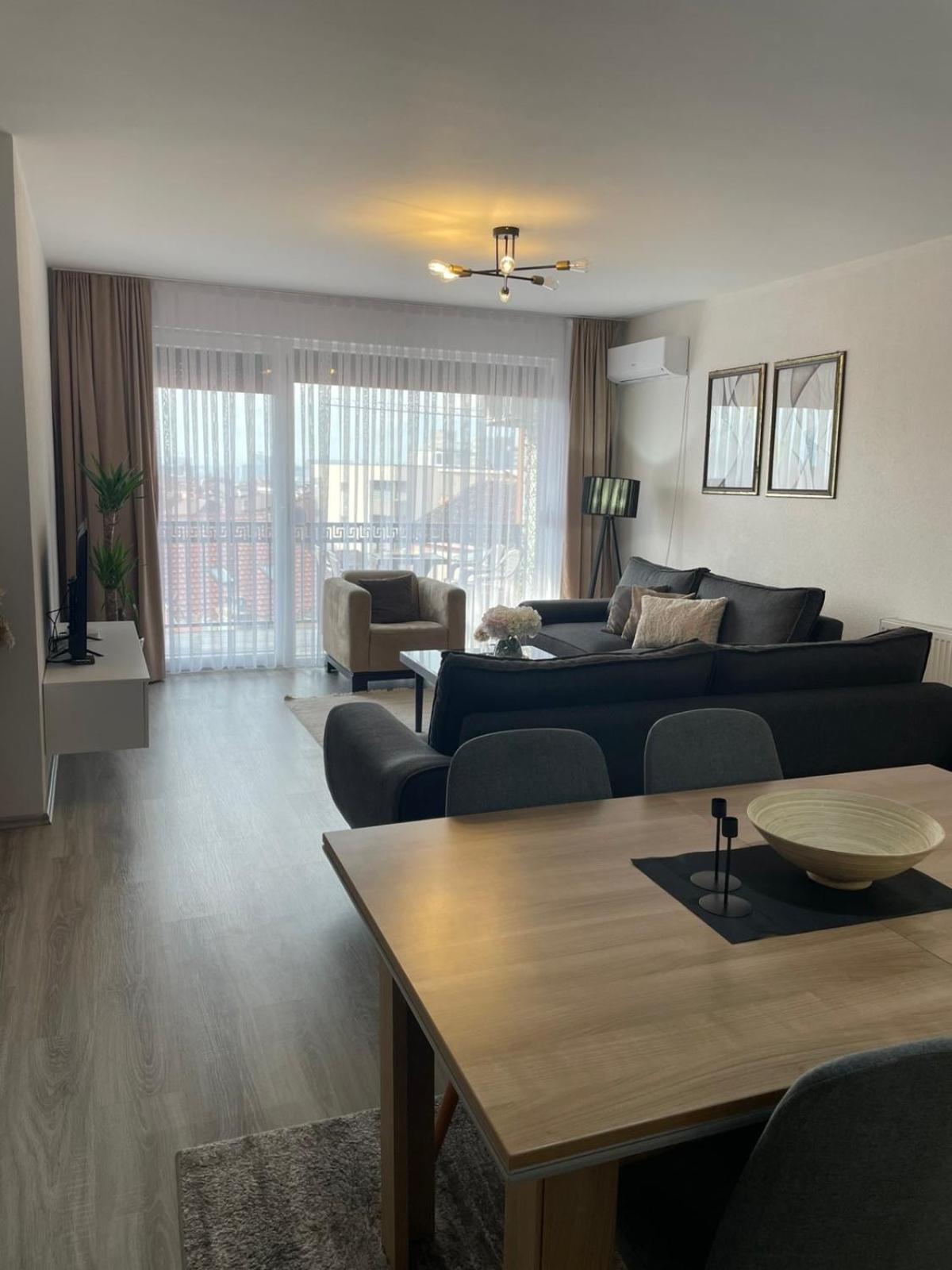 Apartment Prizreni-Free Private Parking Экстерьер фото