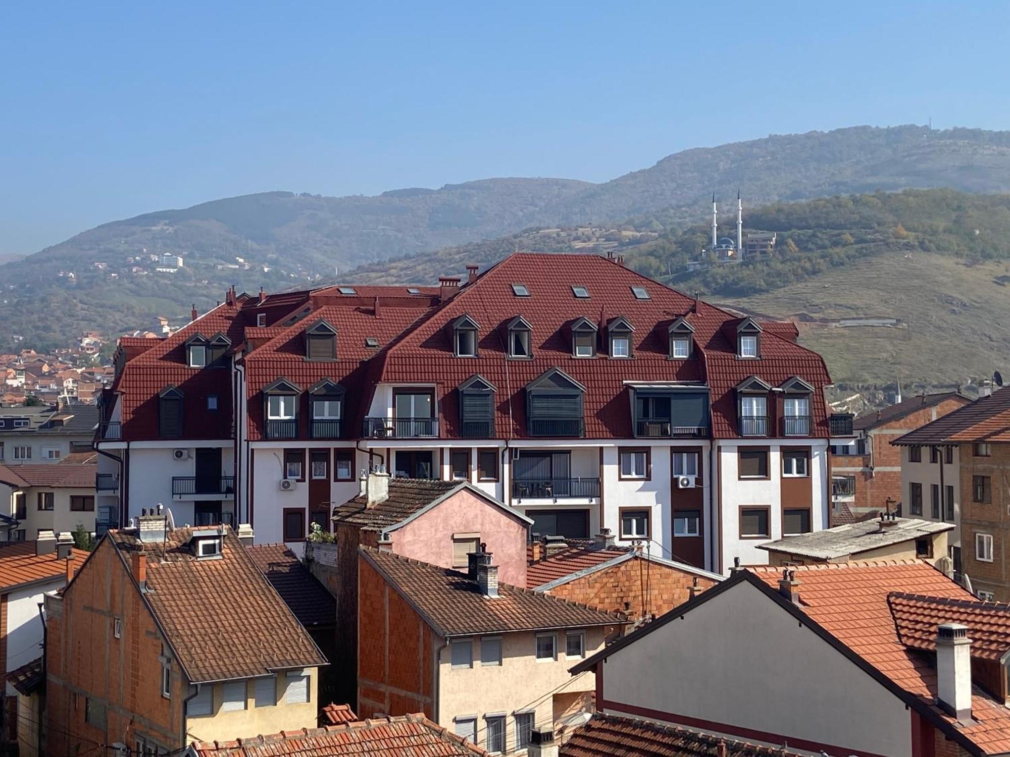 Apartment Prizreni-Free Private Parking Экстерьер фото
