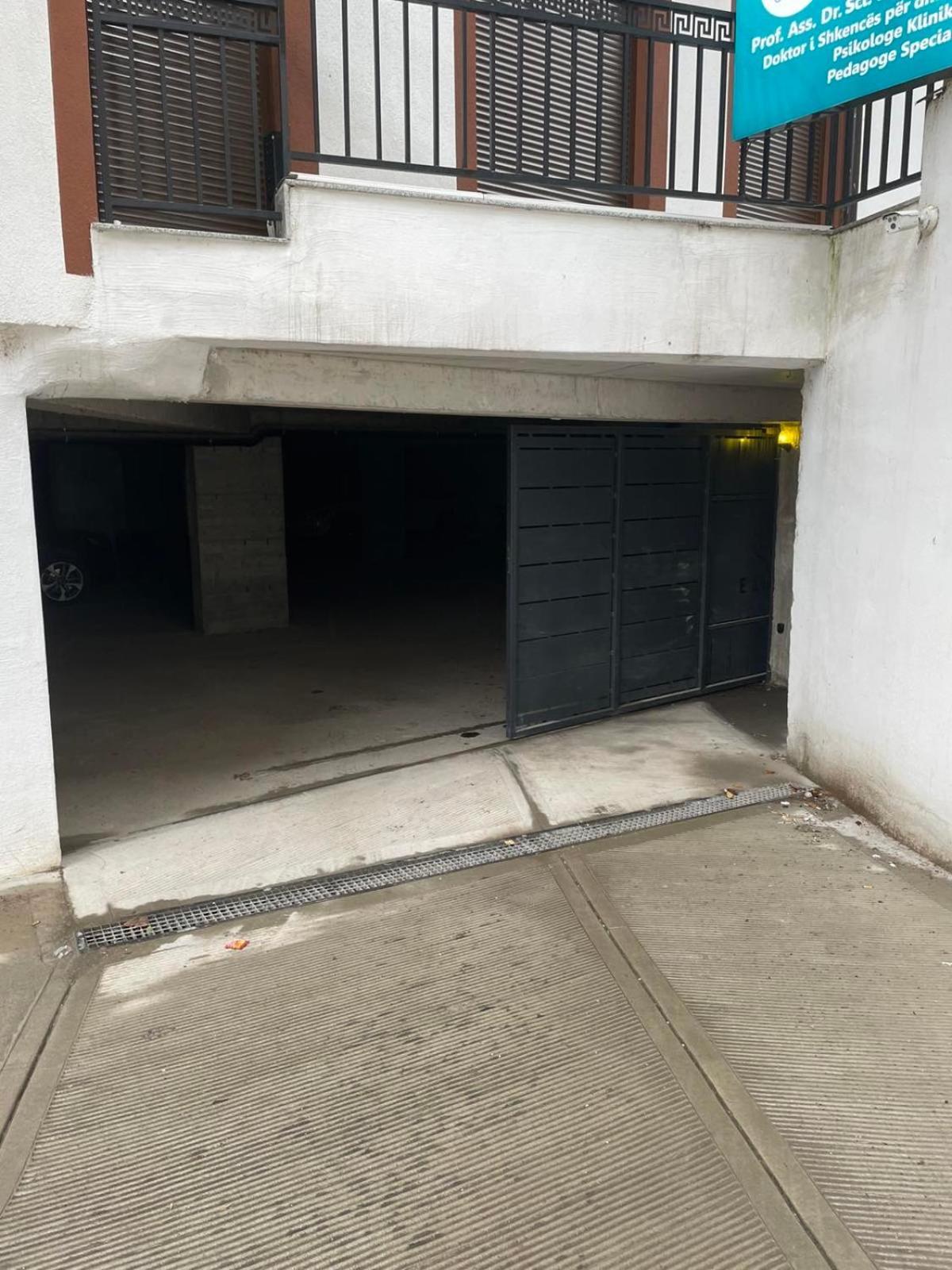 Apartment Prizreni-Free Private Parking Экстерьер фото
